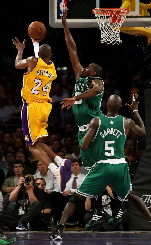 世预赛16.6亿对决！阿根廷打平就出线：展示世界杯回击巴西