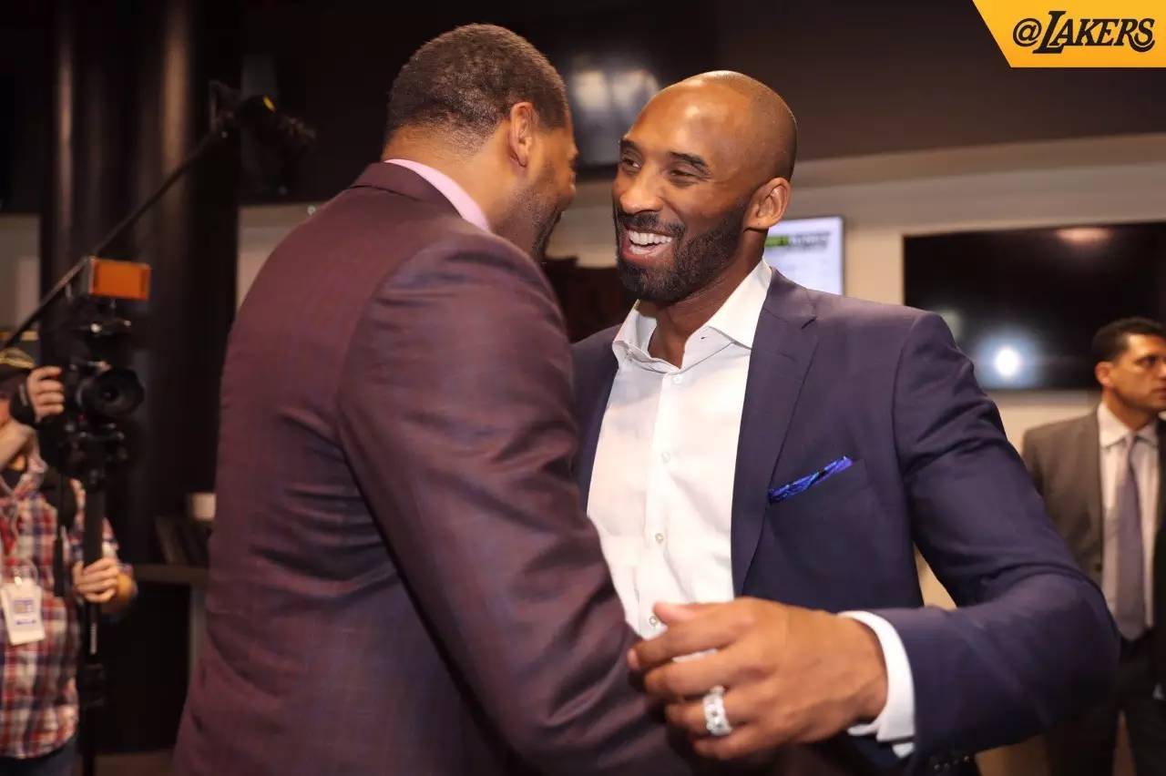 篮球NBA全明星投票球迷参与热情高