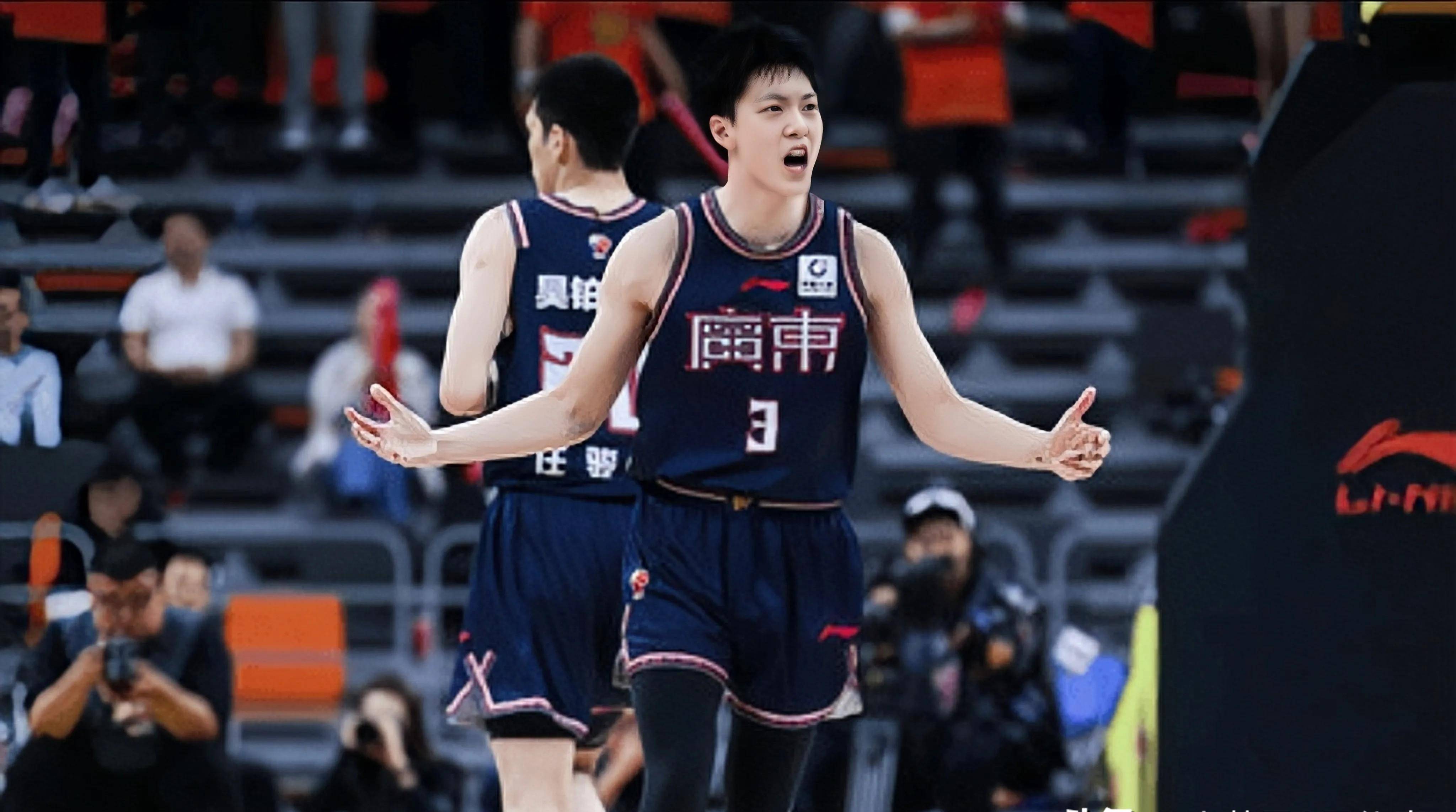 [NBA]卡鲁索强杀内线 挑战科内特打成2+1