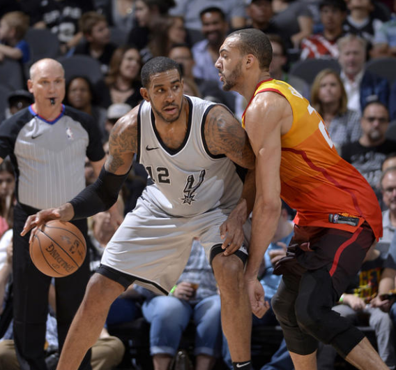 耻辱失败！詹姆斯压根不防守！威少复仇湖人，东契奇白轰42+7+8+4