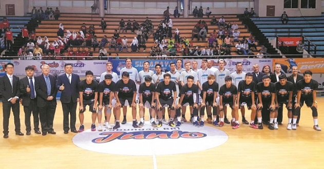 德甲-奥利塞2射1传迪亚斯2传1射 凯恩传射拜仁8-1狼堡