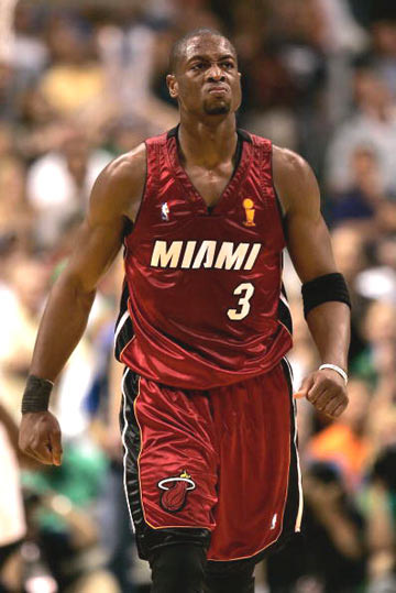 中国音数协常务副理事长兼秘书长敖然在鸿蒙原生游戏•策划不设防主题沙龙上的致辞