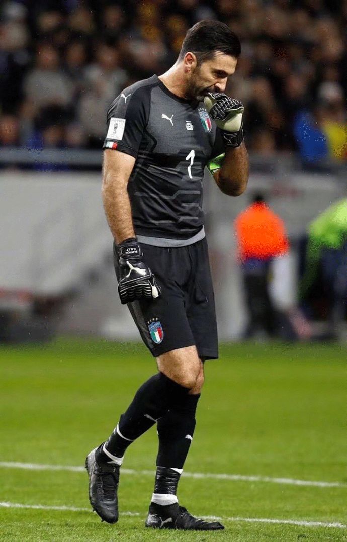 🚨📋 曼联客场对阵利兹联的埃兰路球场首发名单出炉！