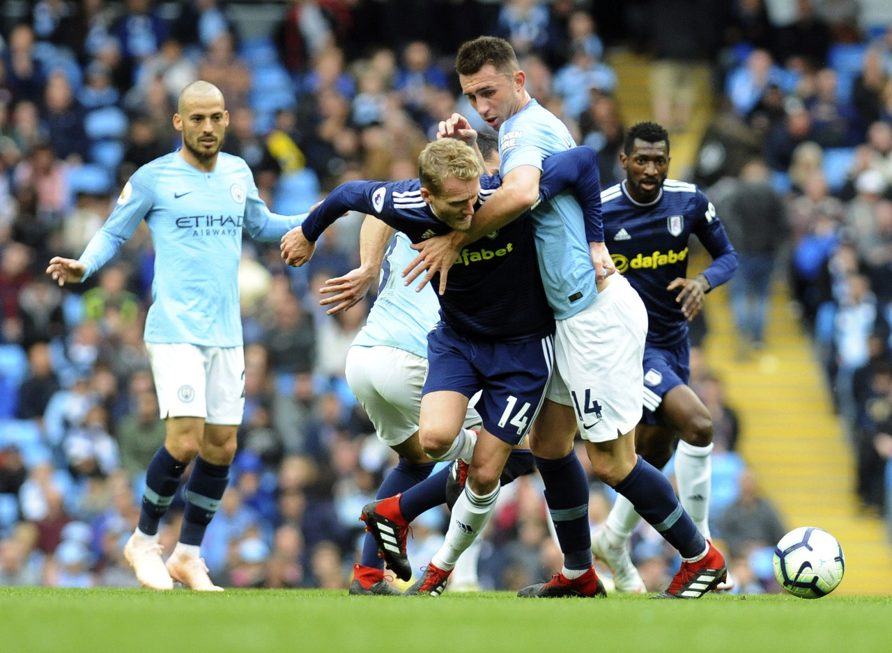 Bin采访剥夺AL冠军身份！低情商发言令人无语，BLG双C被教练逗笑