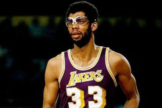 历史第一人！梅西解锁职业生涯第400次助攻