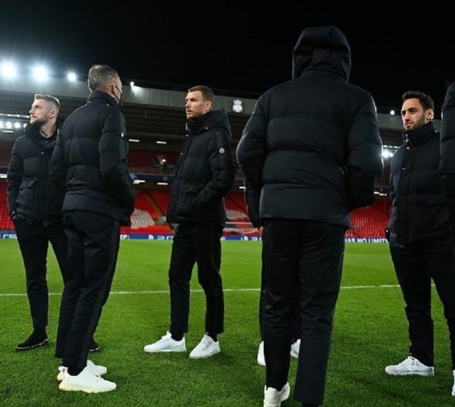 布达佩斯Major：NAVI 2-0横扫B8，3胜2负晋级8强淘汰赛