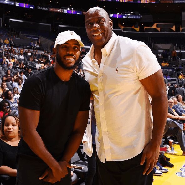 字母哥30+10 雄鹿战胜黄蜂