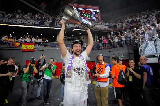 羽毛球超级赛精彩对决不断